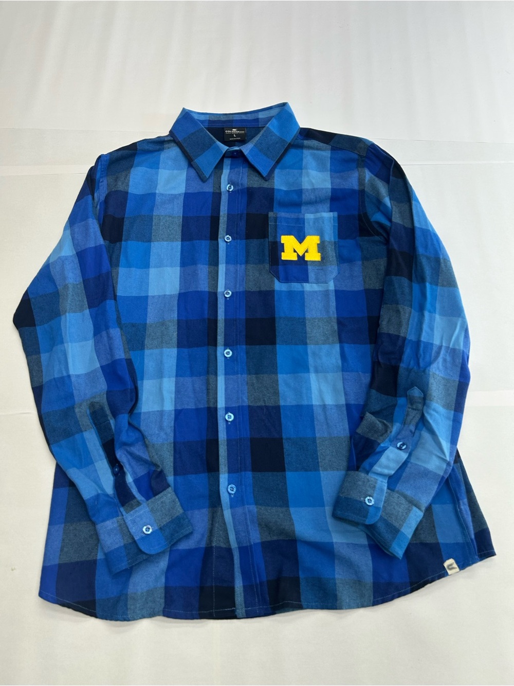 Colosseum Men's Michigan Wolverines Blue Plaid Long Sleeve Button Down Shirt L
